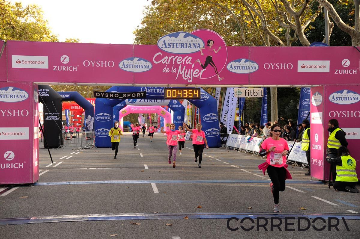 Llegada de la Carrera de la Mujer de Barcelona (ARCO DERECHO 4)