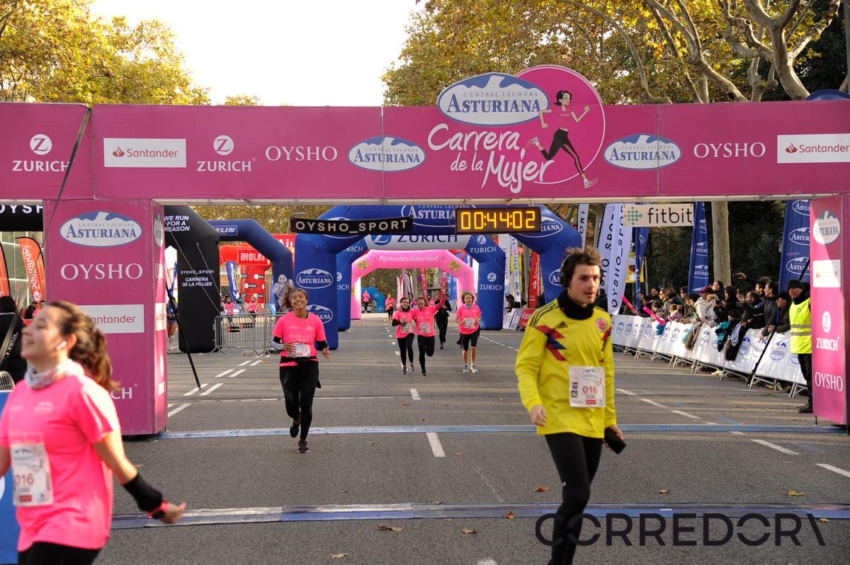 Llegada de la Carrera de la Mujer de Barcelona (ARCO DERECHO 4)