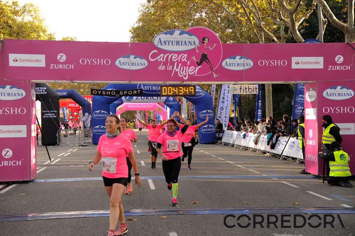 Llegada de la Carrera de la Mujer de Barcelona (ARCO DERECHO 3)