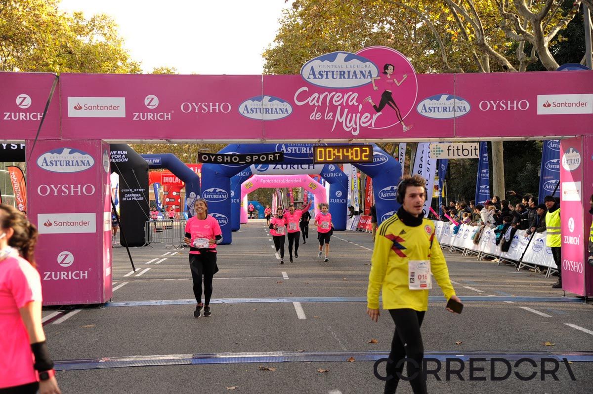 Llegada de la Carrera de la Mujer de Barcelona (ARCO DERECHO 4)