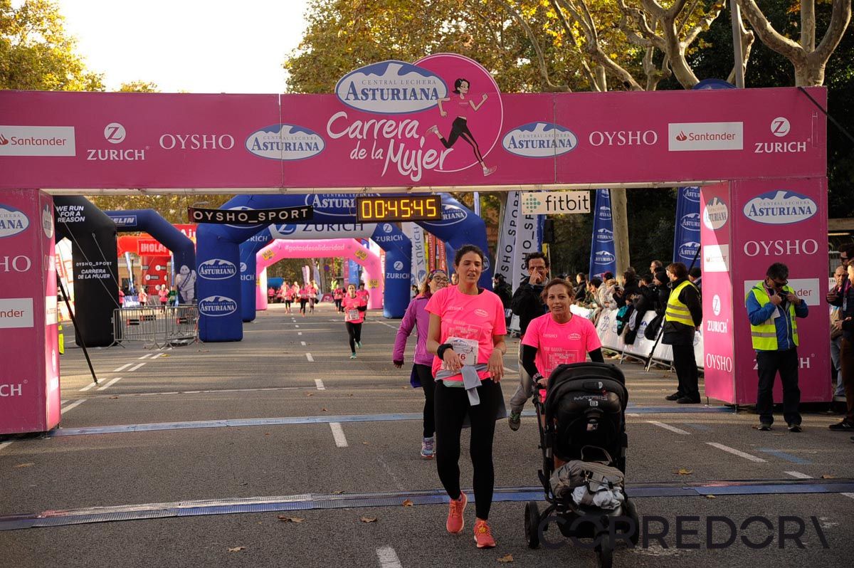 Llegada de la Carrera de la Mujer de Barcelona (ARCO DERECHO 5)