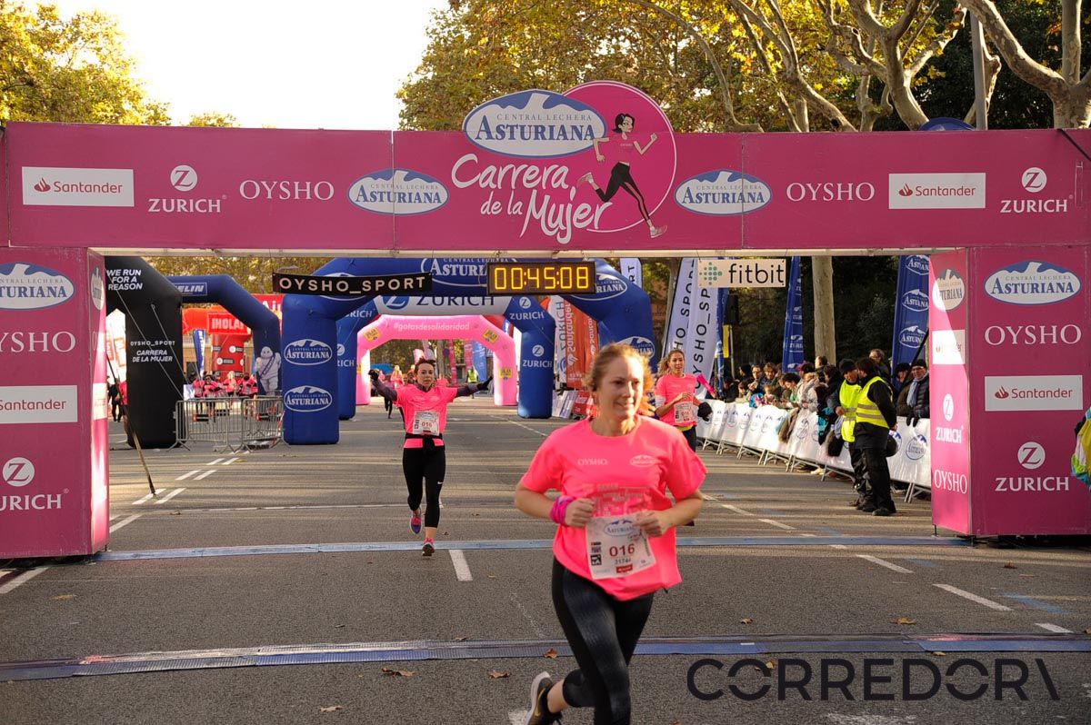 Llegada de la Carrera de la Mujer de Barcelona (ARCO DERECHO 5)