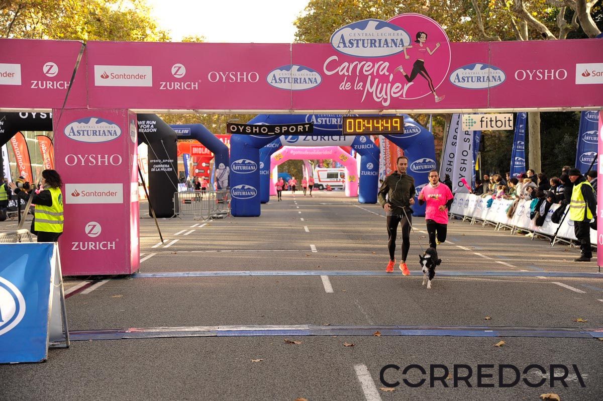 Llegada de la Carrera de la Mujer de Barcelona (ARCO DERECHO 4)