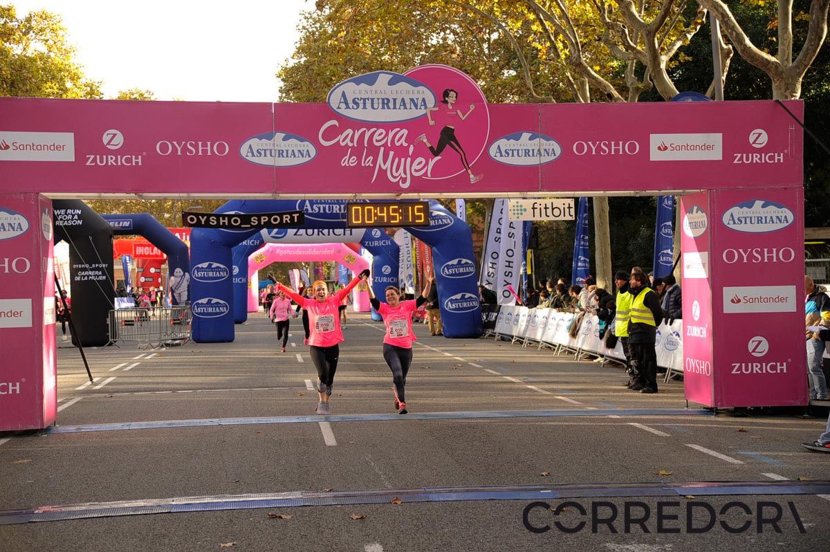 Llegada de la Carrera de la Mujer de Barcelona (ARCO DERECHO 5)