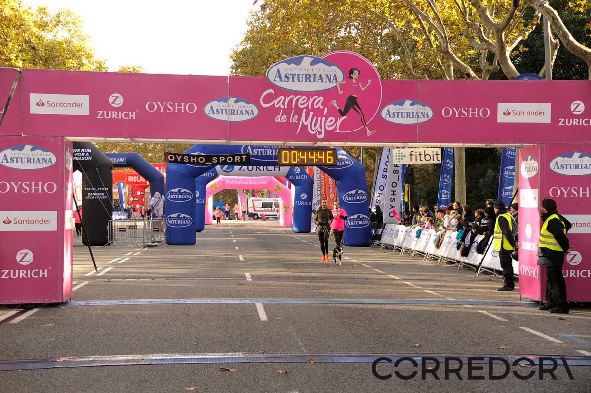 Llegada de la Carrera de la Mujer de Barcelona (ARCO DERECHO 4)