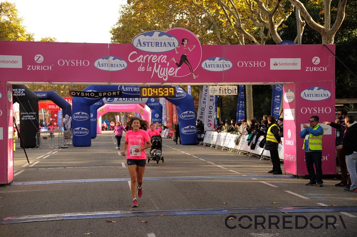 Llegada de la Carrera de la Mujer de Barcelona (ARCO DERECHO 5)