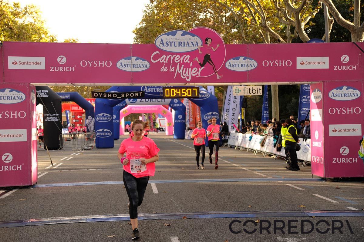 Llegada de la Carrera de la Mujer de Barcelona (ARCO DERECHO 5)