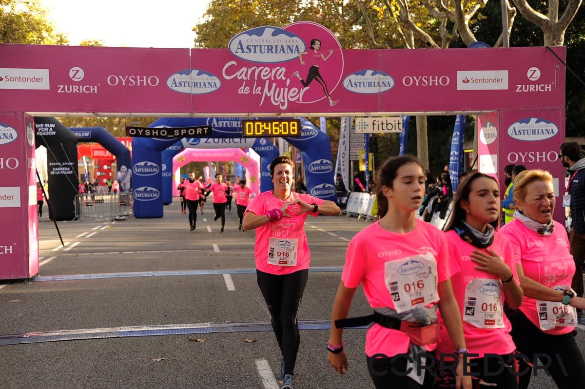 Llegada de la Carrera de la Mujer de Barcelona (ARCO DERECHO 6)