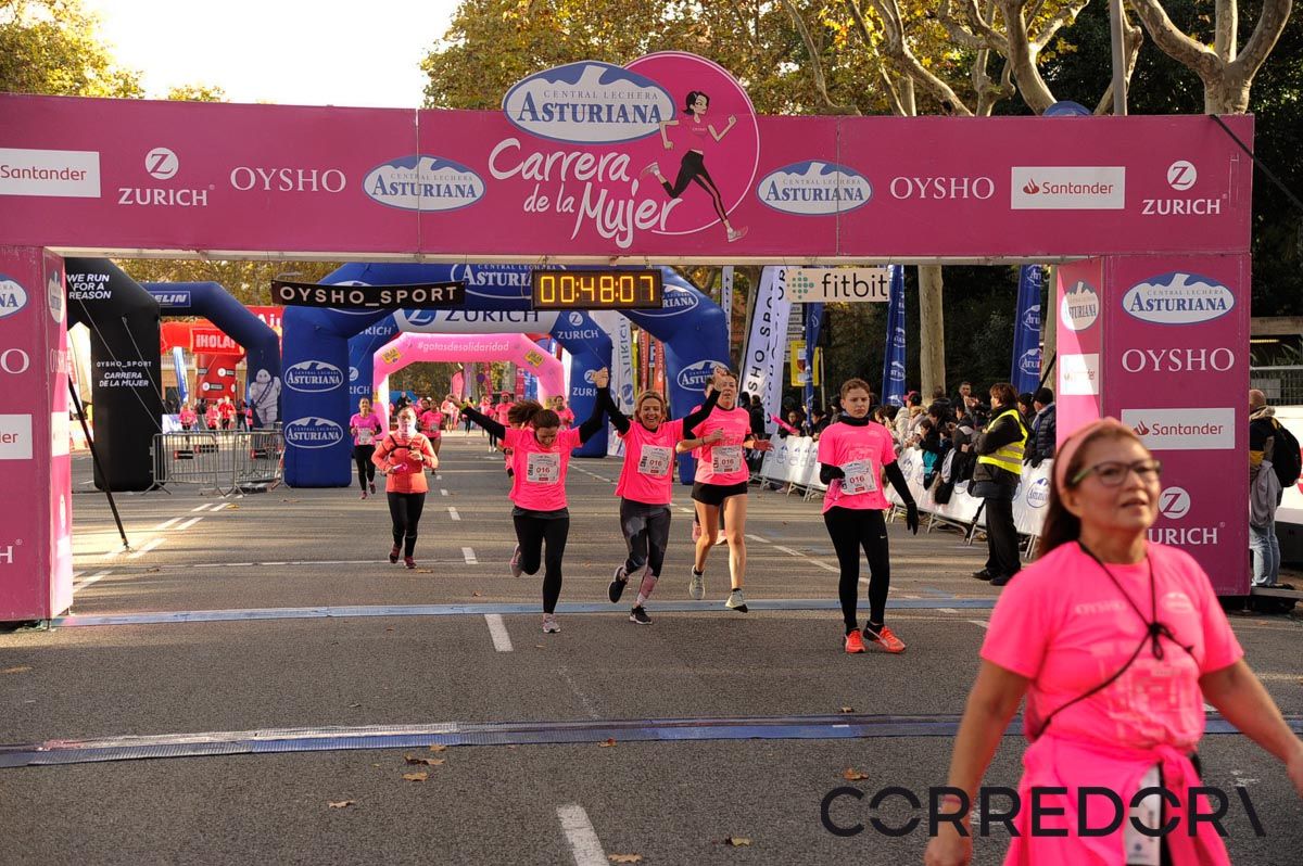 Llegada de la Carrera de la Mujer de Barcelona (ARCO DERECHO 8)