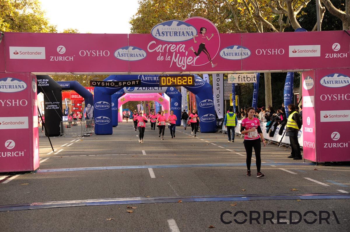 Llegada de la Carrera de la Mujer de Barcelona (ARCO DERECHO 6)
