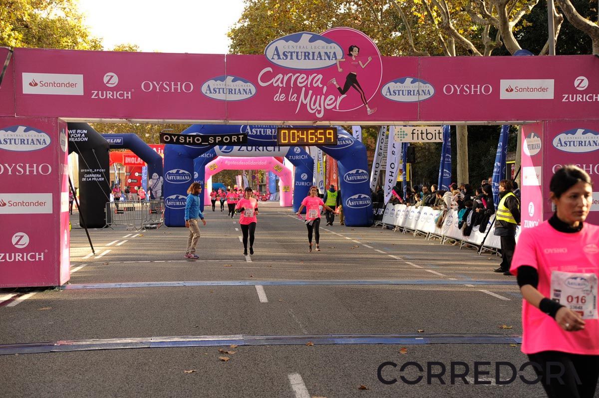 Llegada de la Carrera de la Mujer de Barcelona (ARCO DERECHO 7)