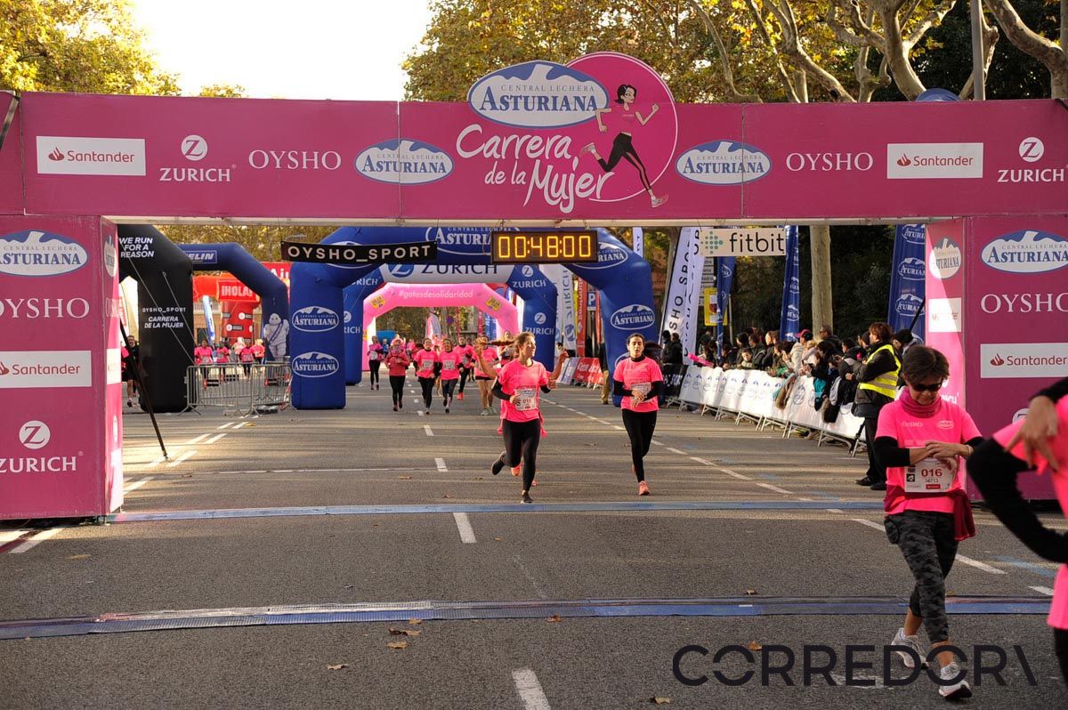 Llegada de la Carrera de la Mujer de Barcelona (ARCO DERECHO 8)