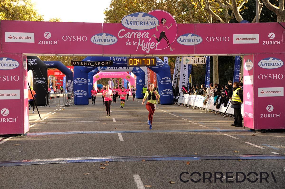 Llegada de la Carrera de la Mujer de Barcelona (ARCO DERECHO 7)