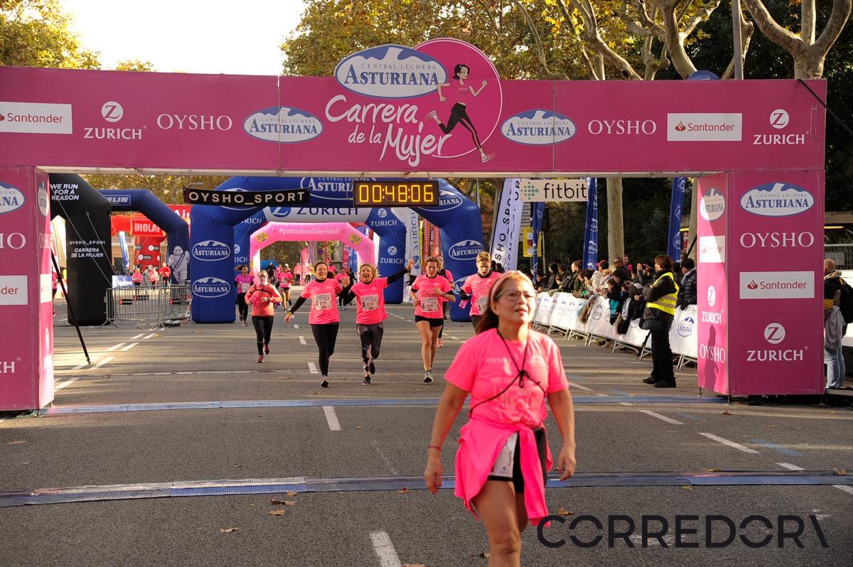 Llegada de la Carrera de la Mujer de Barcelona (ARCO DERECHO 8)