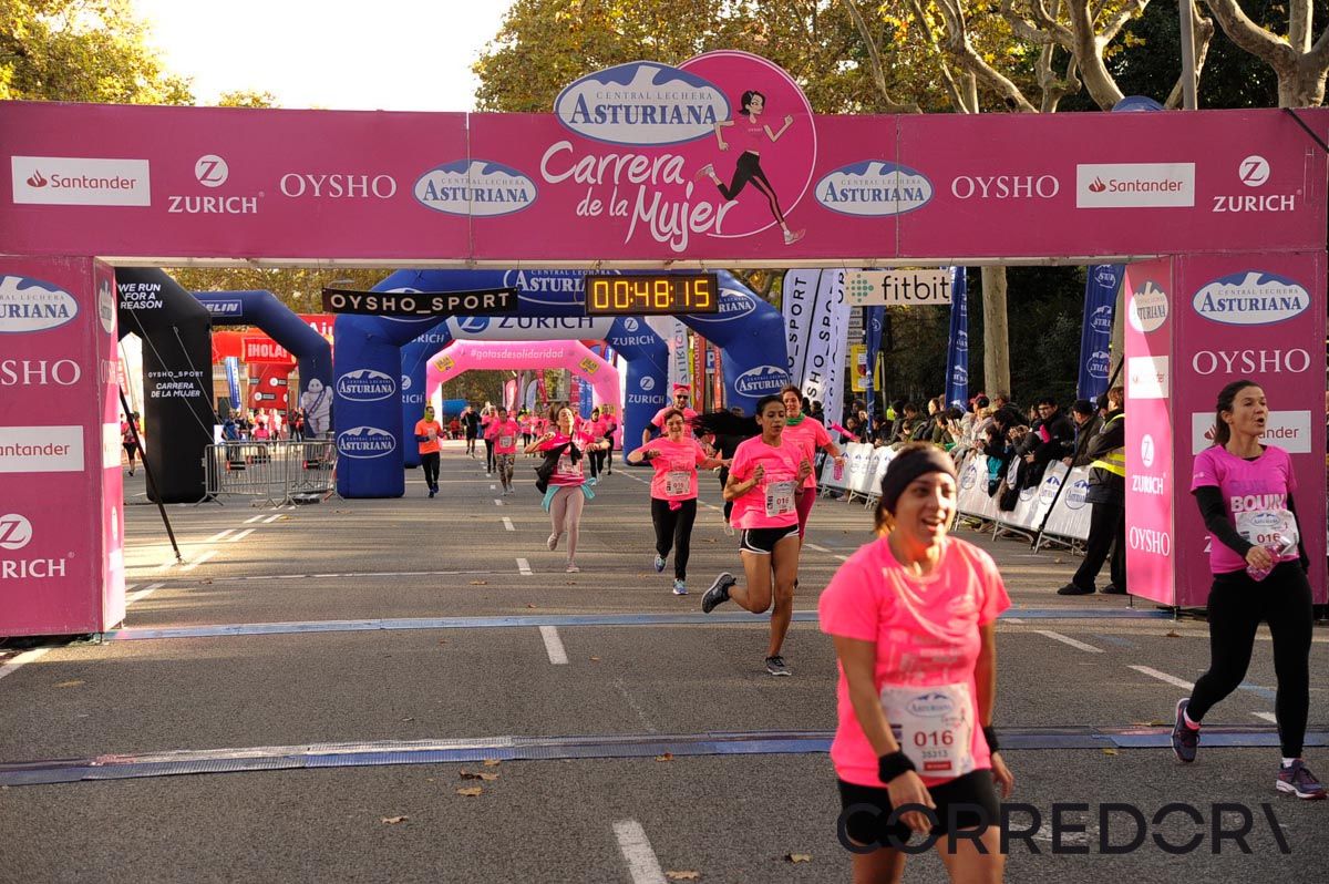 Llegada de la Carrera de la Mujer de Barcelona (ARCO DERECHO 8)