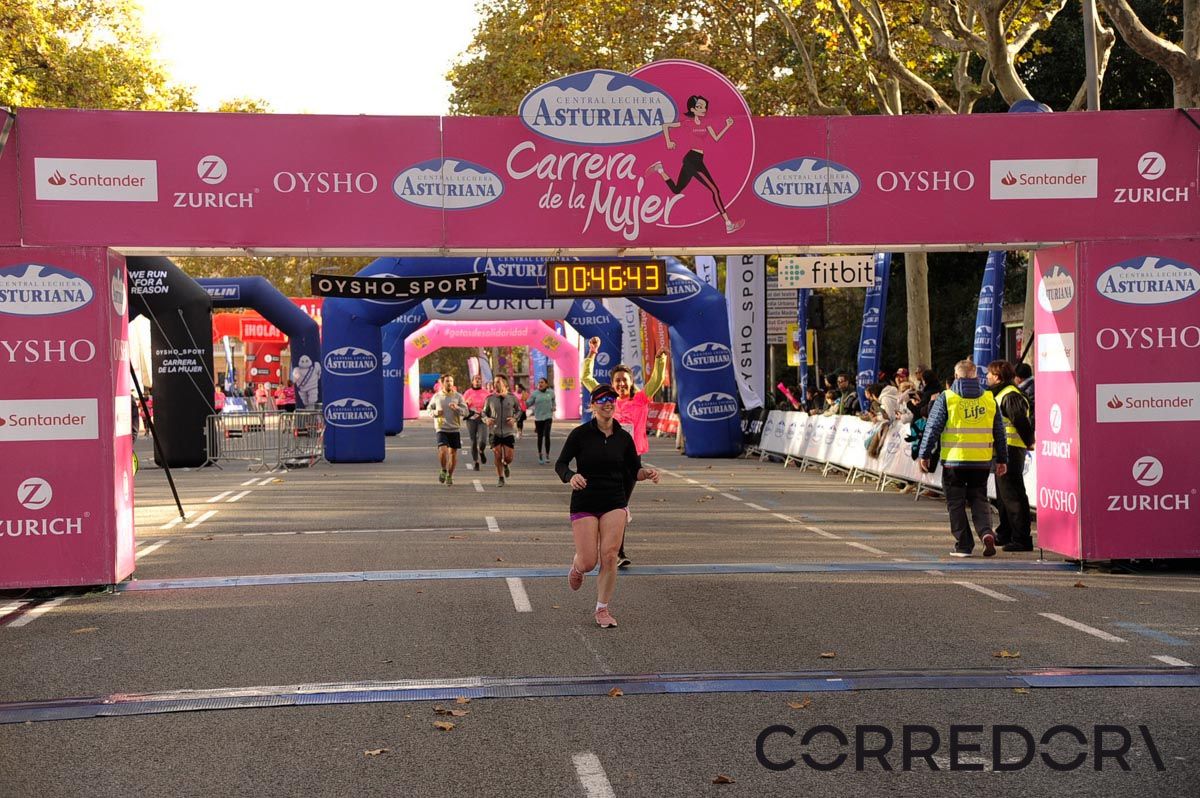 Llegada de la Carrera de la Mujer de Barcelona (ARCO DERECHO 6)