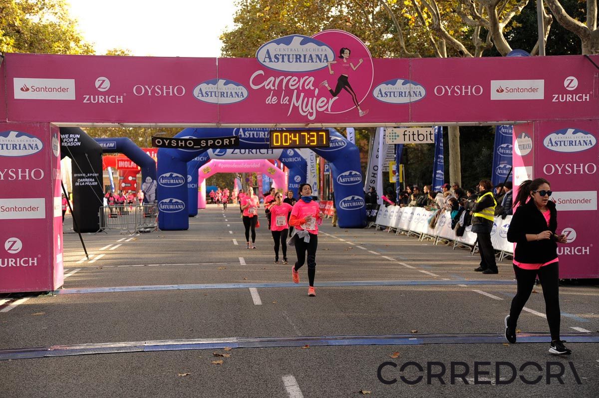 Llegada de la Carrera de la Mujer de Barcelona (ARCO DERECHO 7)