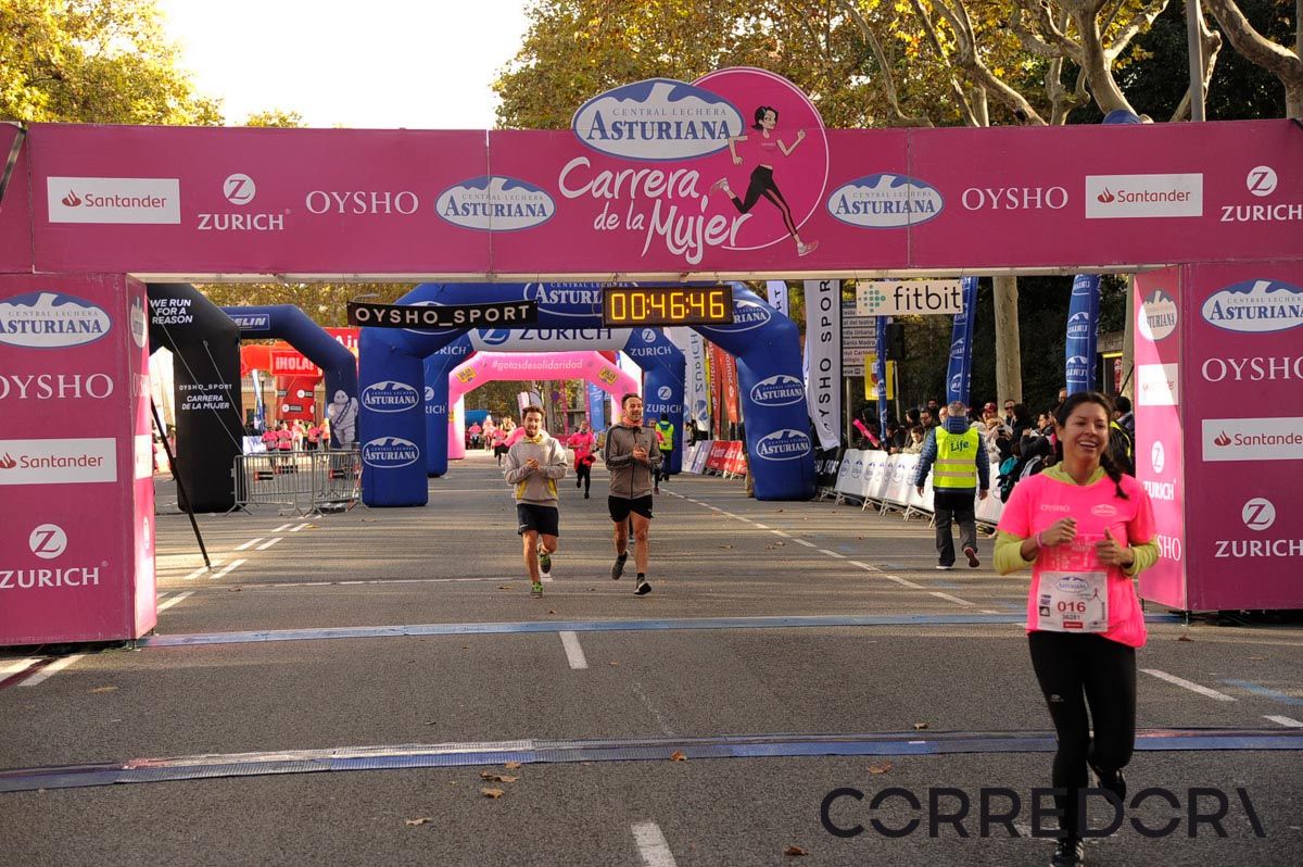 Llegada de la Carrera de la Mujer de Barcelona (ARCO DERECHO 6)