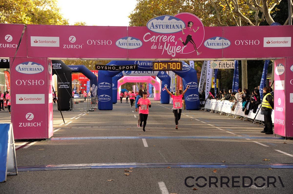 Llegada de la Carrera de la Mujer de Barcelona (ARCO DERECHO 7)