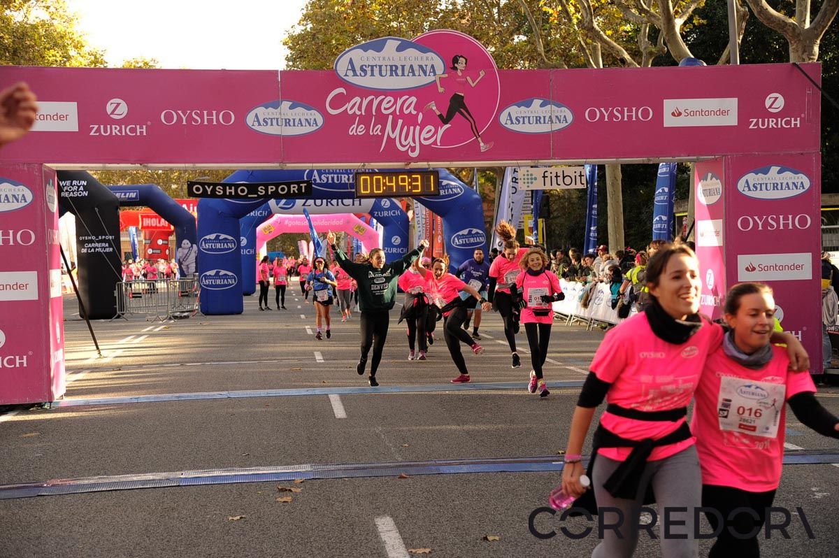 Llegada de la Carrera de la Mujer de Barcelona (ARCO DERECHO 9)