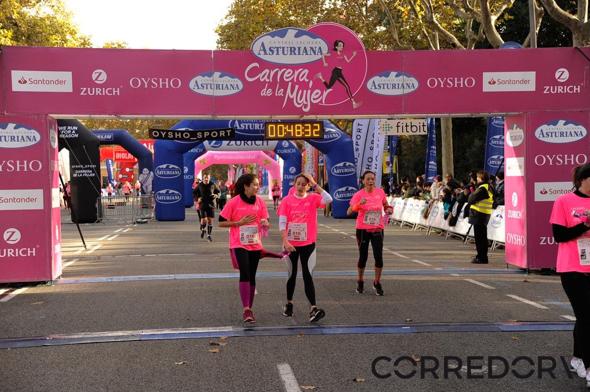 Llegada de la Carrera de la Mujer de Barcelona (ARCO DERECHO 8)