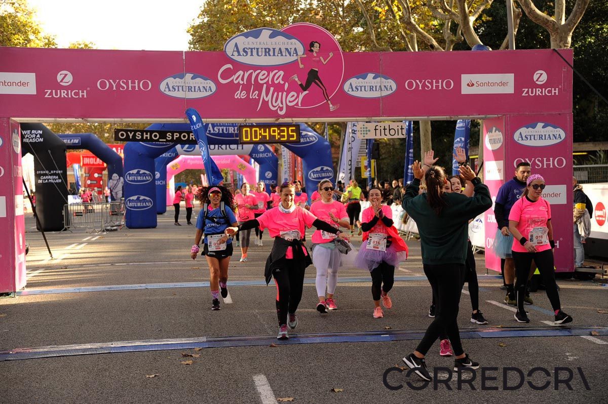 Llegada de la Carrera de la Mujer de Barcelona (ARCO DERECHO 9)