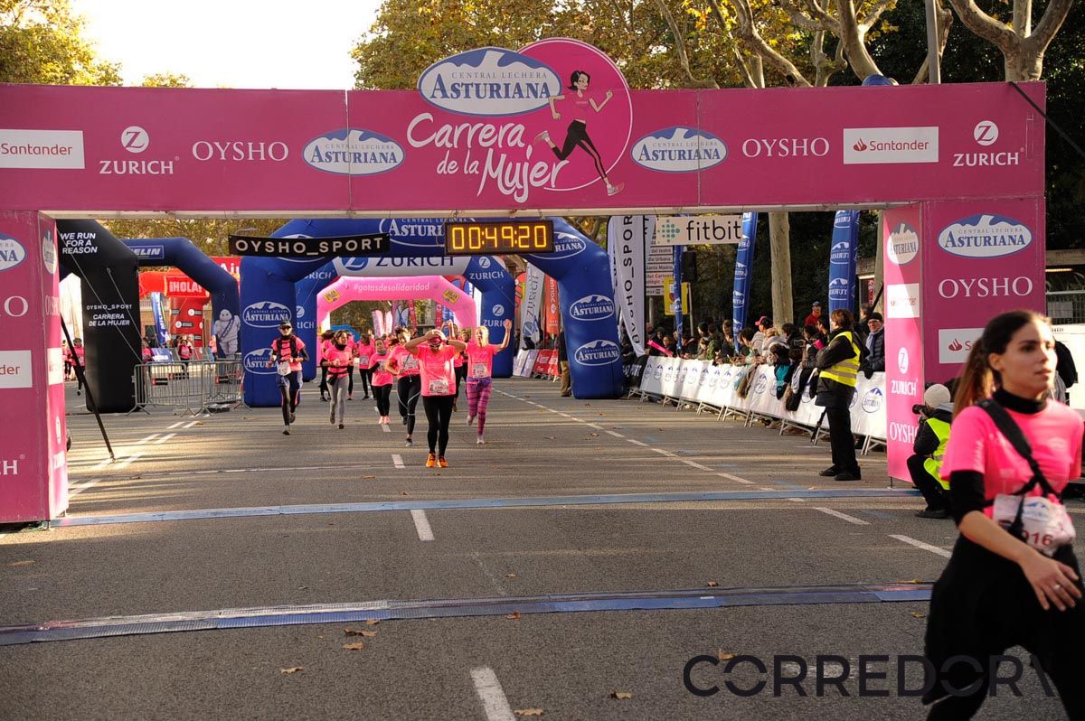 Llegada de la Carrera de la Mujer de Barcelona (ARCO DERECHO 9)