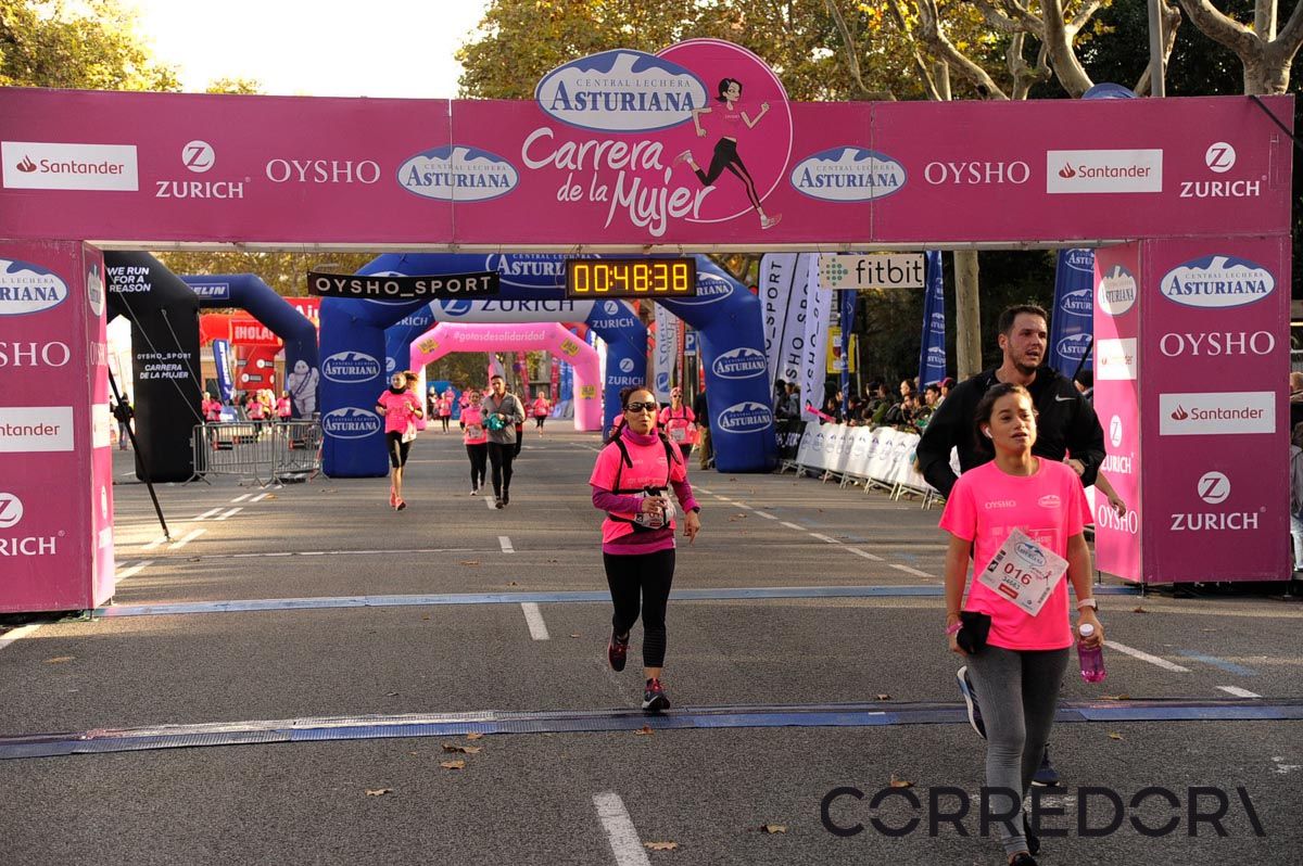 Llegada de la Carrera de la Mujer de Barcelona (ARCO DERECHO 8)