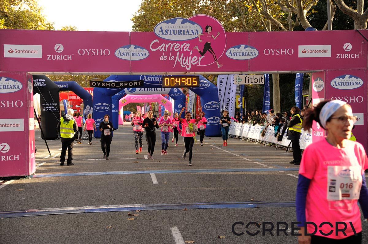 Llegada de la Carrera de la Mujer de Barcelona (ARCO DERECHO 9)