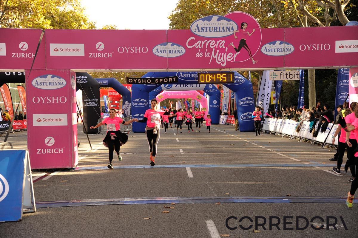 Llegada de la Carrera de la Mujer de Barcelona (ARCO DERECHO 10)