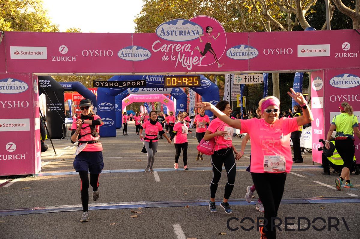 Llegada de la Carrera de la Mujer de Barcelona (ARCO DERECHO 9)