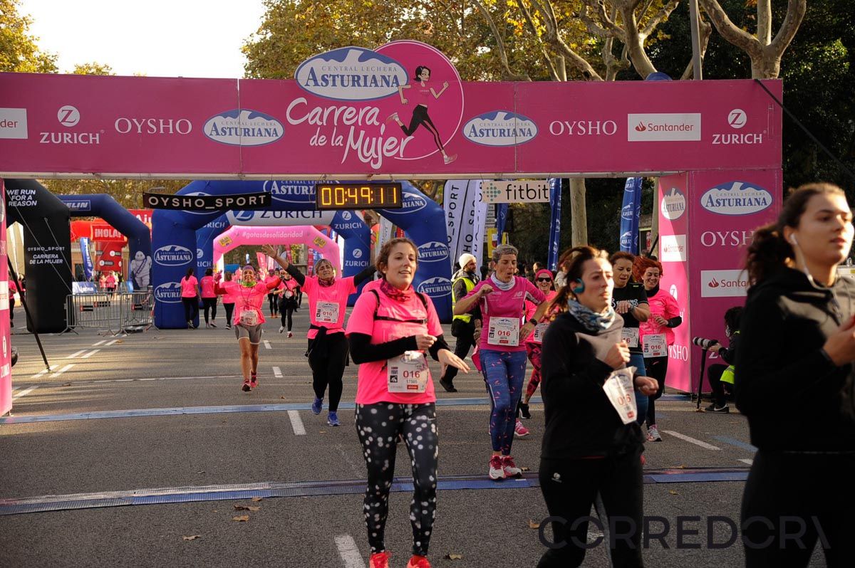 Llegada de la Carrera de la Mujer de Barcelona (ARCO DERECHO 9)