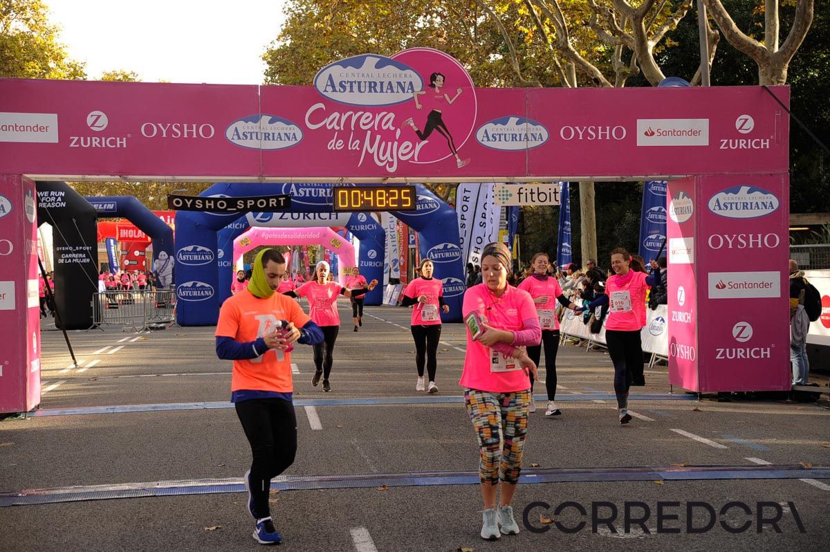 Llegada de la Carrera de la Mujer de Barcelona (ARCO DERECHO 8)