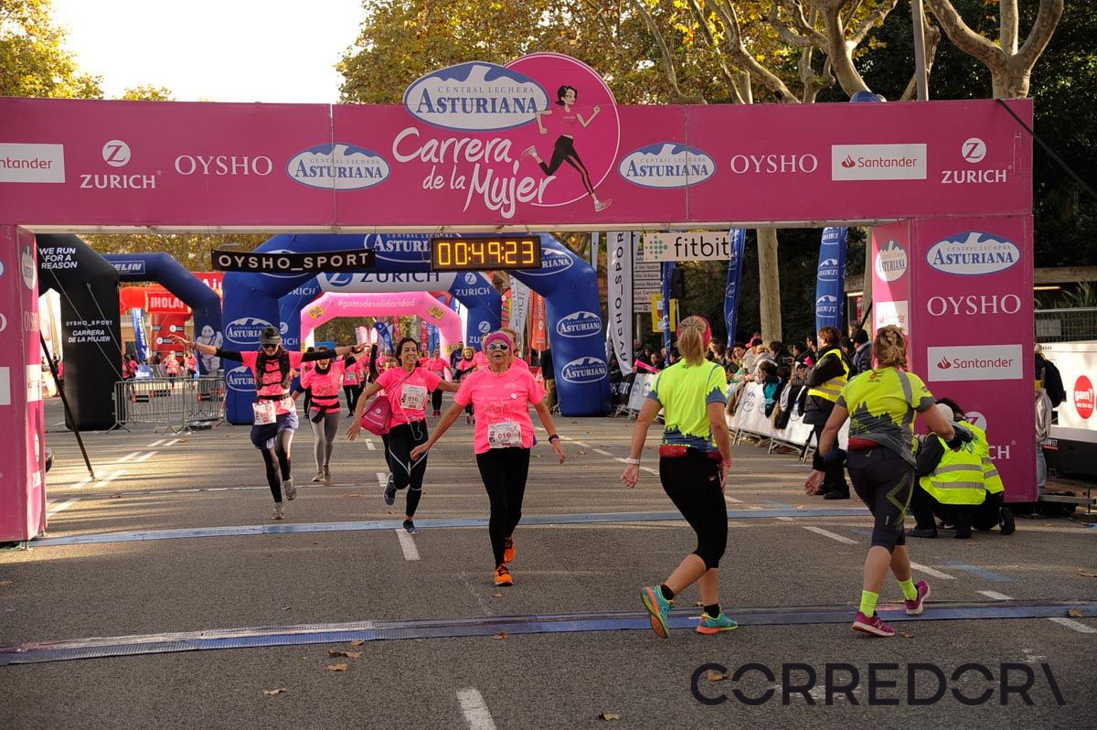 Llegada de la Carrera de la Mujer de Barcelona (ARCO DERECHO 9)