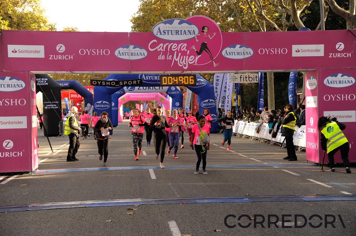 Llegada de la Carrera de la Mujer de Barcelona (ARCO DERECHO 9)