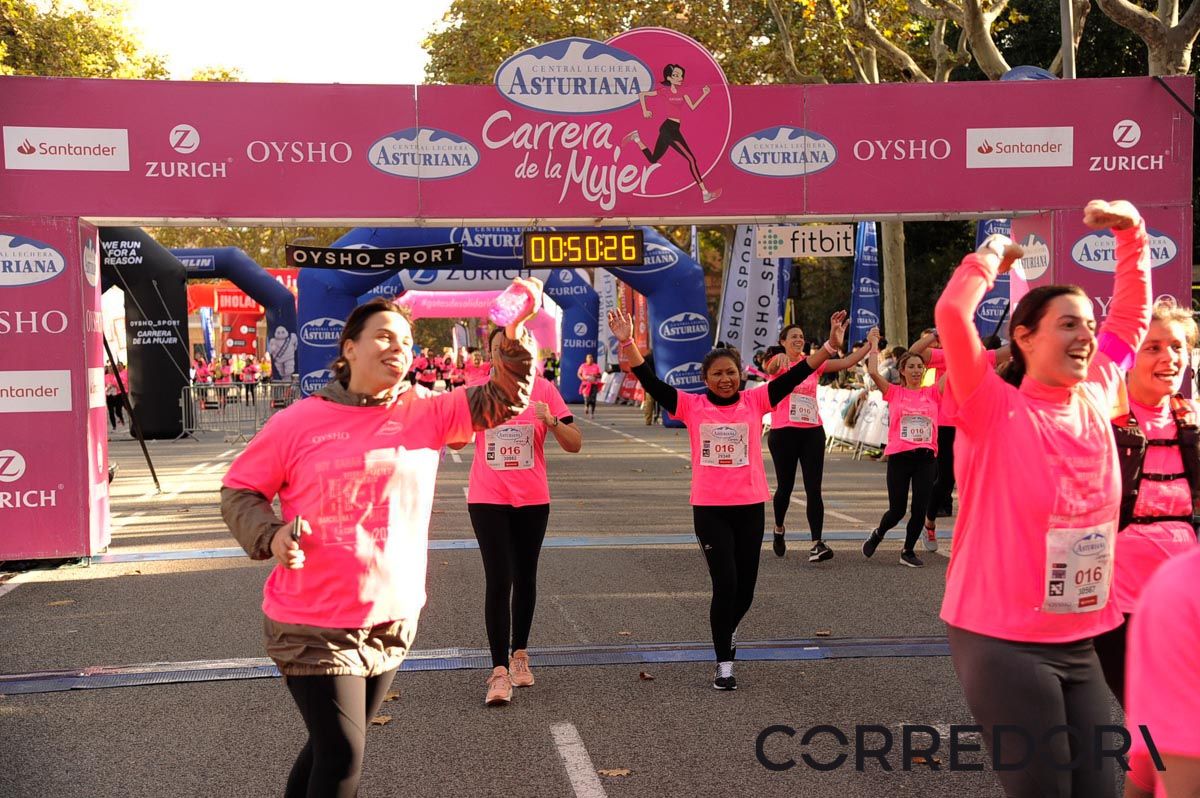 Llegada de la Carrera de la Mujer de Barcelona (ARCO DERECHO 11)