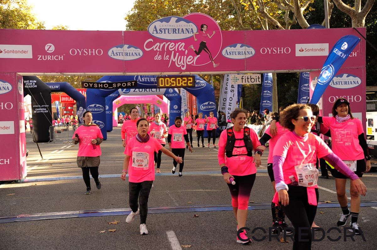 Llegada de la Carrera de la Mujer de Barcelona (ARCO DERECHO 11)