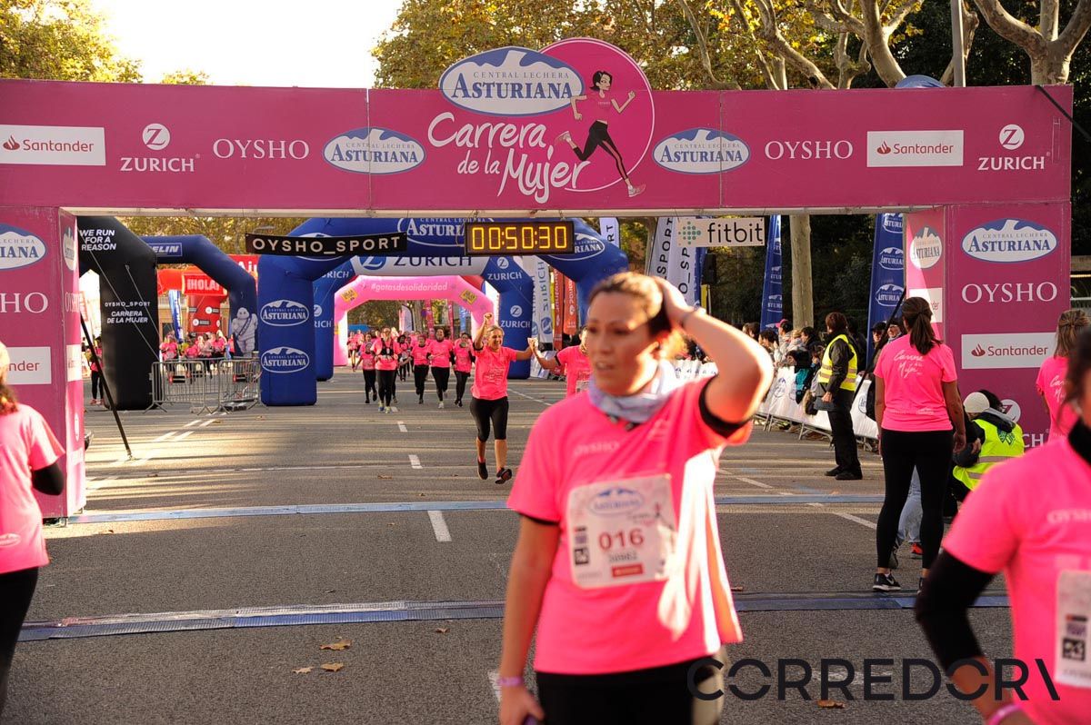 Llegada de la Carrera de la Mujer de Barcelona (ARCO DERECHO 11)