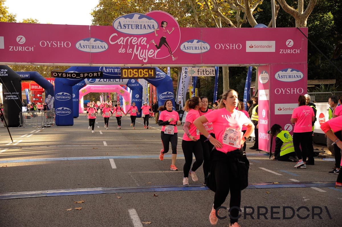 Llegada de la Carrera de la Mujer de Barcelona (ARCO DERECHO 11)
