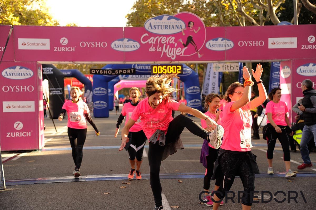 Llegada de la Carrera de la Mujer de Barcelona (ARCO DERECHO 10)