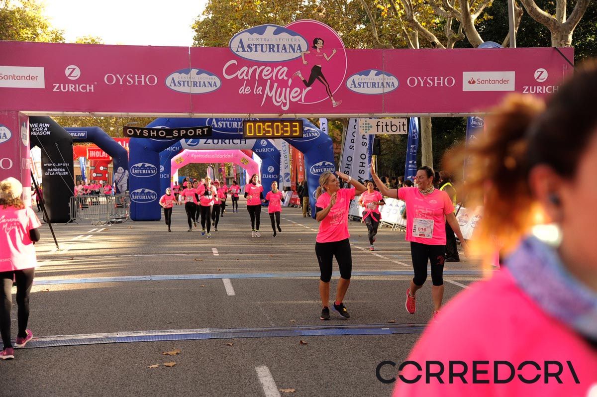 Llegada de la Carrera de la Mujer de Barcelona (ARCO DERECHO 11)