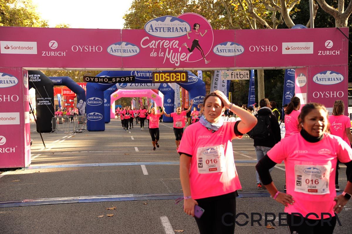 Llegada de la Carrera de la Mujer de Barcelona (ARCO DERECHO 11)