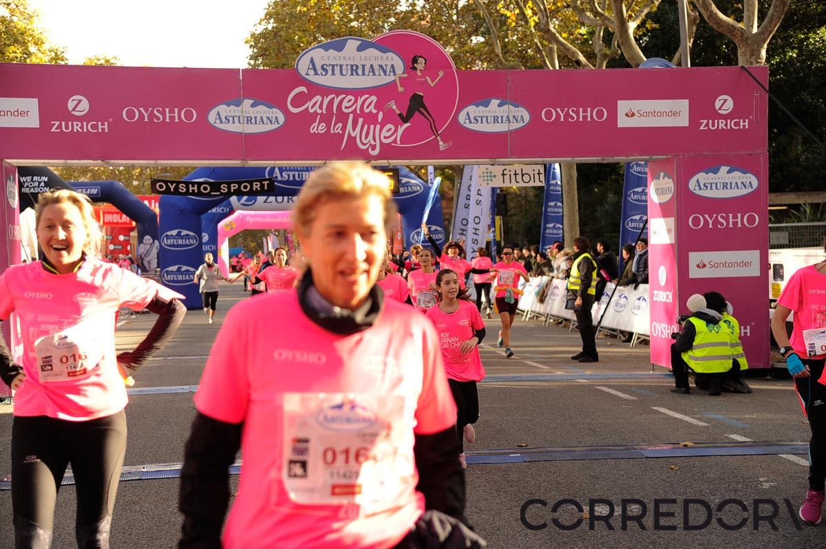 Llegada de la Carrera de la Mujer de Barcelona (ARCO DERECHO 10)
