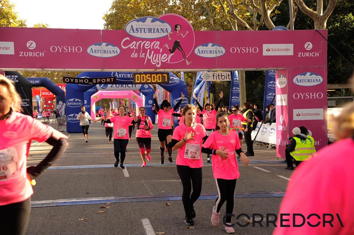 Llegada de la Carrera de la Mujer de Barcelona (ARCO DERECHO 10)
