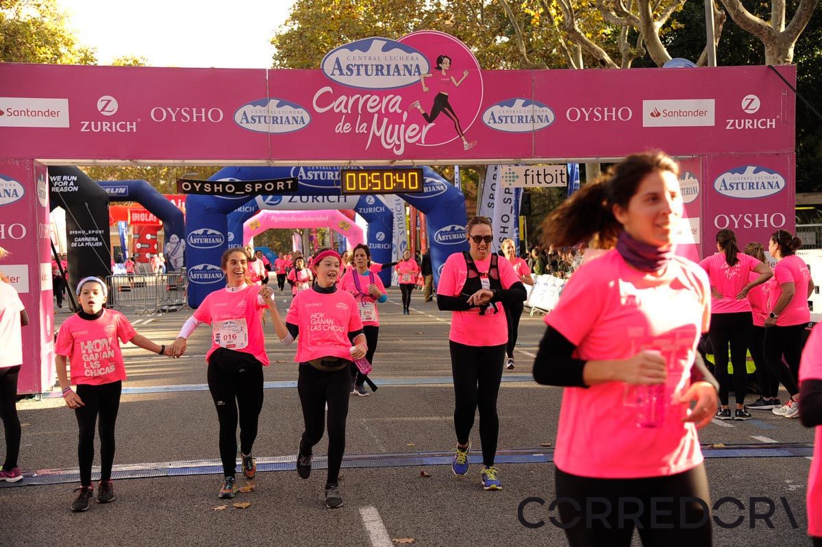 Llegada de la Carrera de la Mujer de Barcelona (ARCO DERECHO 11)