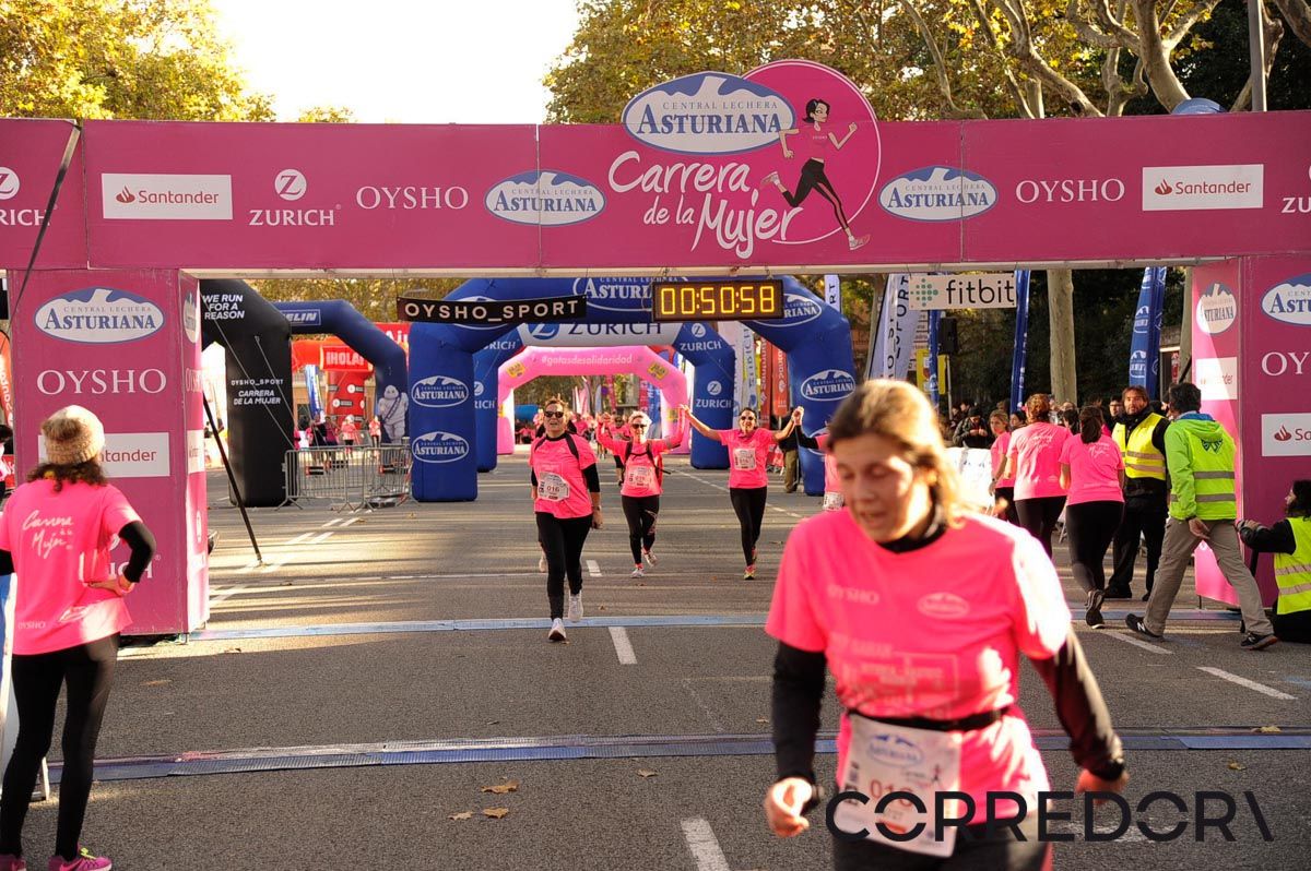 Llegada de la Carrera de la Mujer de Barcelona (ARCO DERECHO 11)
