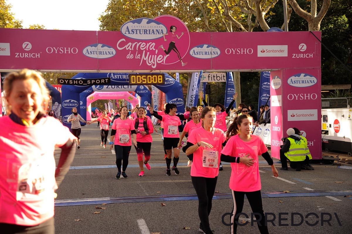 Llegada de la Carrera de la Mujer de Barcelona (ARCO DERECHO 10)