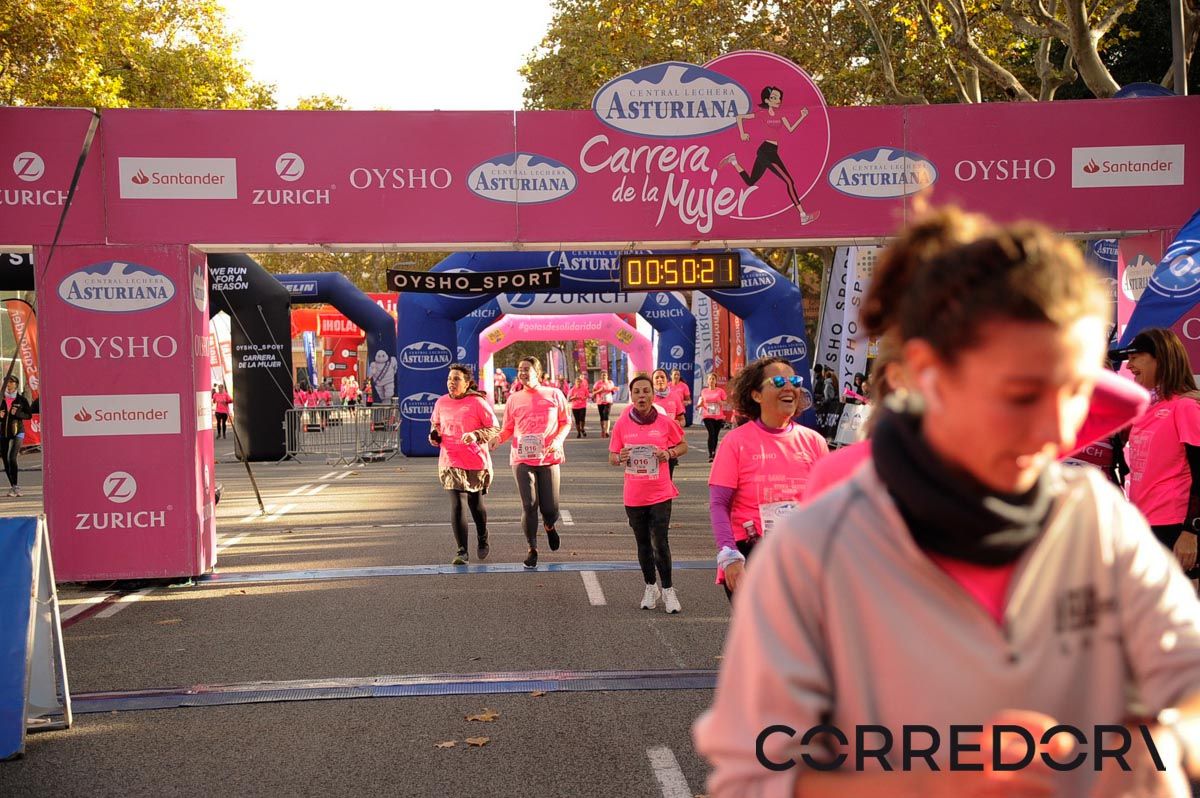 Llegada de la Carrera de la Mujer de Barcelona (ARCO DERECHO 10)