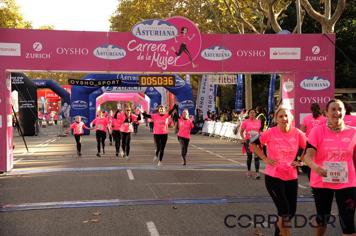 Llegada de la Carrera de la Mujer de Barcelona (ARCO DERECHO 11)