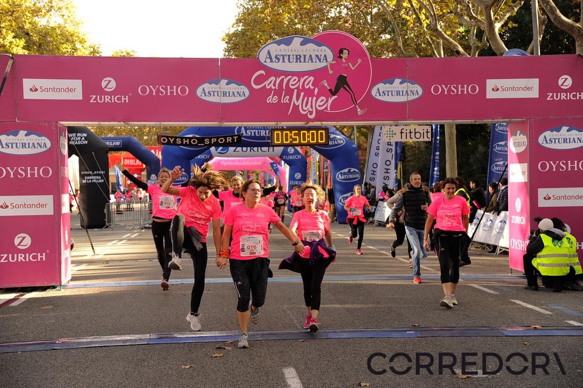 Llegada de la Carrera de la Mujer de Barcelona (ARCO DERECHO 10)